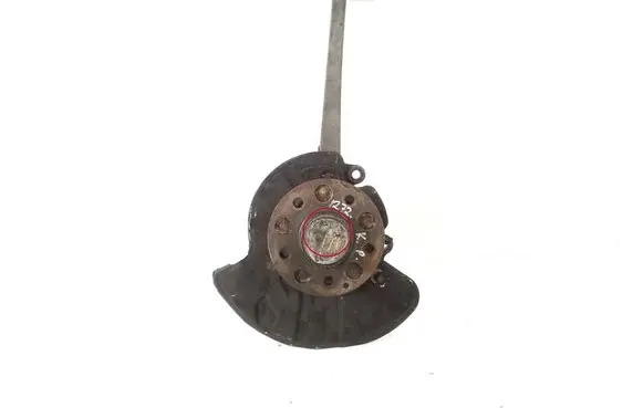 Mercedes-Benz S W220 Front wheel hub