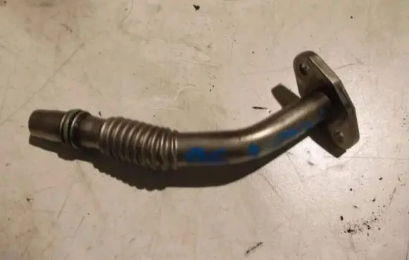 Audi A6 S6 C5 4B Coolant pipe/hose 