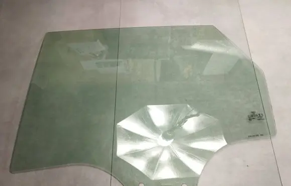 Audi Q3 F3 Rear door window glass 83A845205