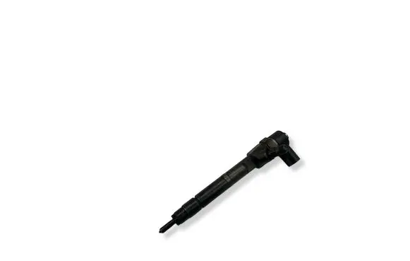 Mercedes-Benz Vito Viano W638 Fuel injector 0445110140