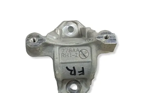 Jeep Grand Cherokee WL Bracket in trunk/boot 