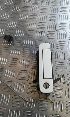 Audi A6 S6 C4 4A Front door exterior handle 4a0837206