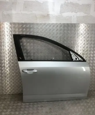 Skoda Octavia Mk3 (5E) Front door