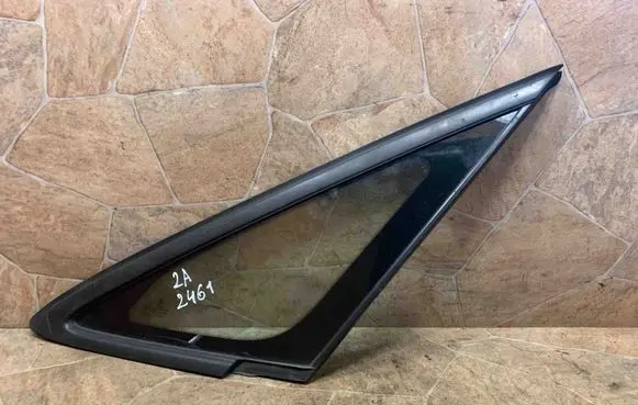 BMW 2 F46 Front triangle window/glass 43R001735