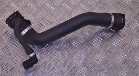 BMW 1 E82 E88 Engine coolant pipe/hose 17796869