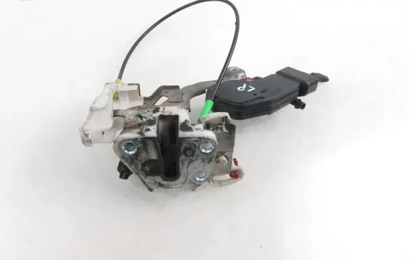 Peugeot 107 Front door lock