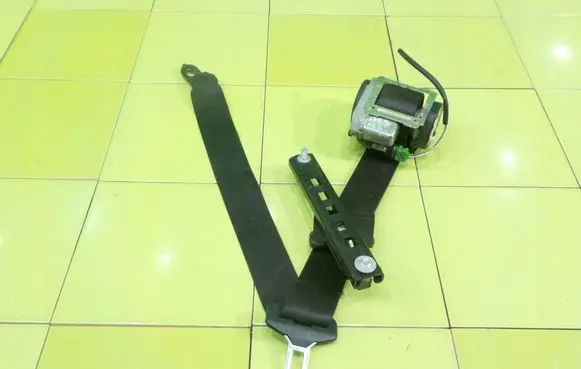 Mercedes-Benz Sprinter W906 Front seatbelt 601384300 BEZPIECZENSTWA
