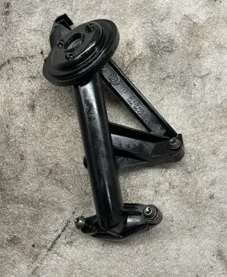Brake vacuum hose/pipe