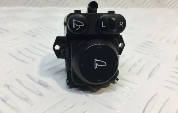 Honda Civic Wing mirror switch SMGE110NH167L2197T