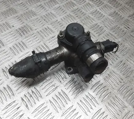 Volkswagen PASSAT B5.5 Thermostat/thermostat housing 038121133A 480973712