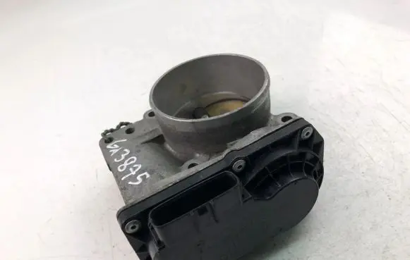 Volvo V50 Throttle valve 30711551