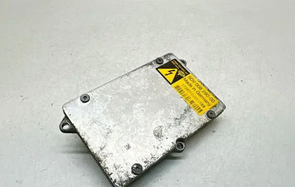 Audi A6 S6 C6 4F Headlight ballast module Xenon 5DV00829000