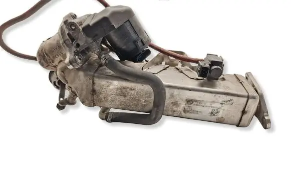 BMW 5 F10 F11 EGR valve cooler 781075108