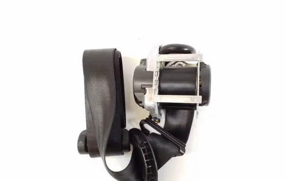 Jaguar F-Pace Front seatbelt