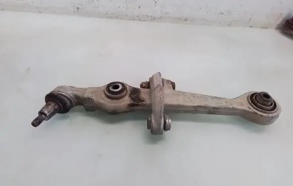 Audi A6 S6 C5 4B Front lower control arm/wishbone