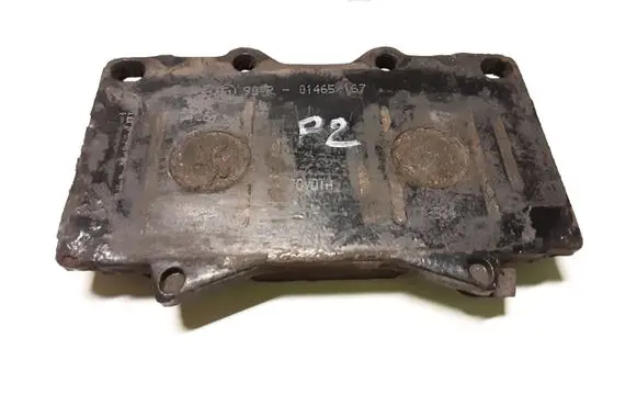 Toyota Land Cruiser (J100) Brake pads (front) 90R01465