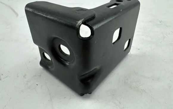 Mercedes-Benz EQC Radiator mount bracket A2056260412