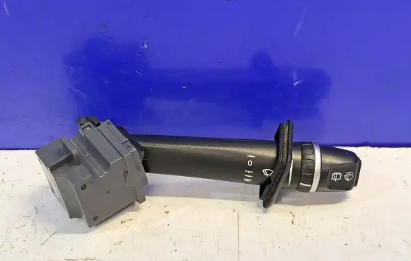 Volvo XC90 Wiper speed switch 31268564