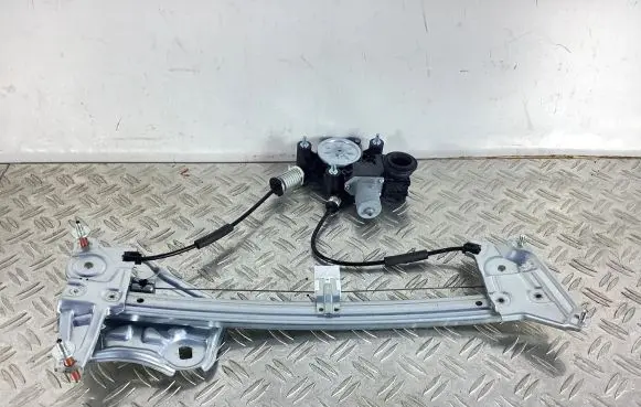 Lexus RC Front door window regulator with motor 8571024070 0620203653