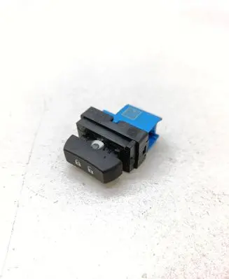 Opel Mokka X Central locking switch button 95299160
