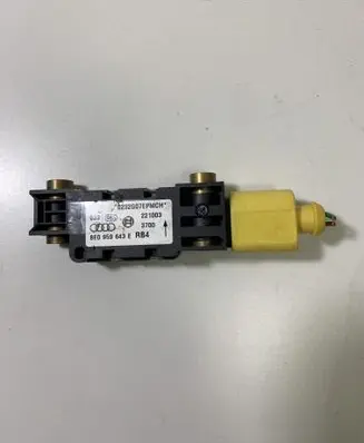 Audi A4 S4 B6 8E 8H Airbag deployment crash/impact sensor 8E0959643 8E0959643E