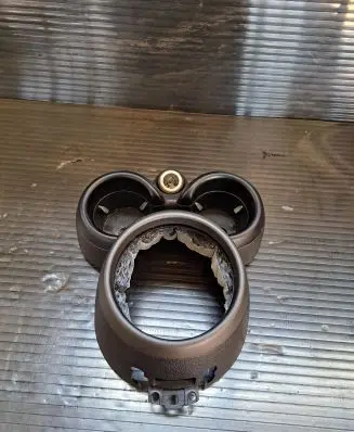 Mini Cooper Countryman R60 Cup holder front 9803307