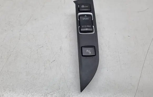 BMW 3 F30 F35 F31 Parking (PDC) sensor switch 9252921