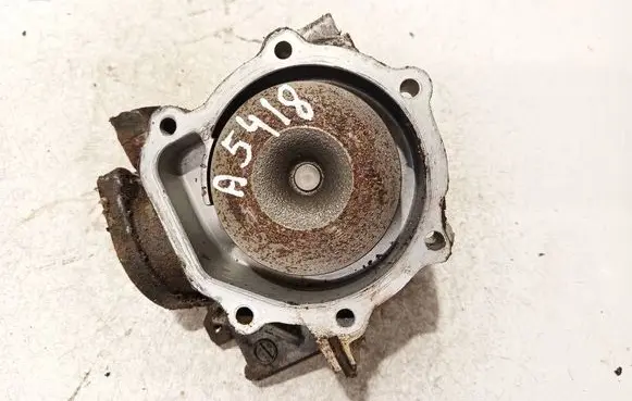 Subaru Forester SF Water pump 