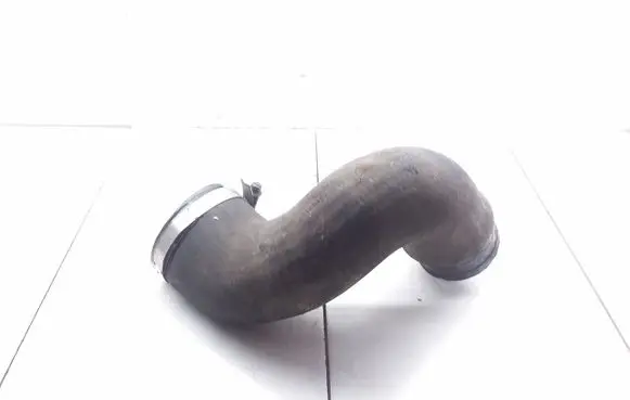 Intercooler hose/pipe
