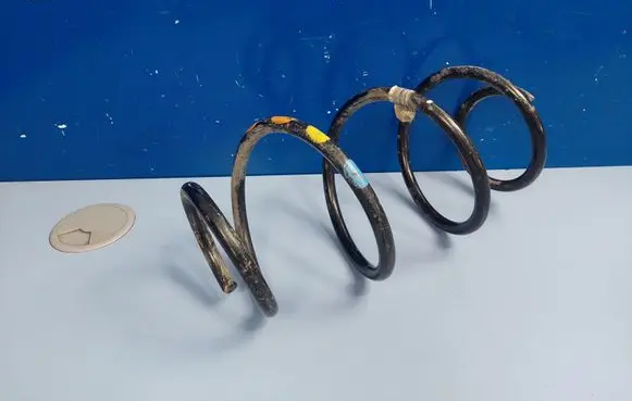 Peugeot 3008 II Front coil spring 9815469880 9815469480 4066852