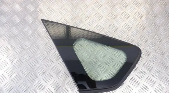 Toyota Prius (XW30) Rear side window 6272047030 6272047031