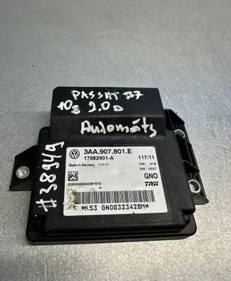 Volkswagen PASSAT B7 Hand brake control module 17982901A