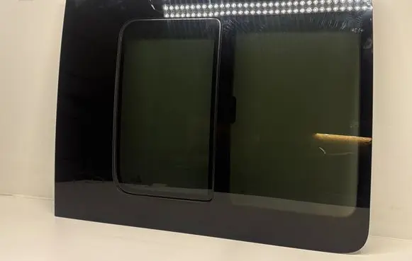 Volkswagen Caddy Sliding door window/glass 2K0847758S E943R000470 01132250