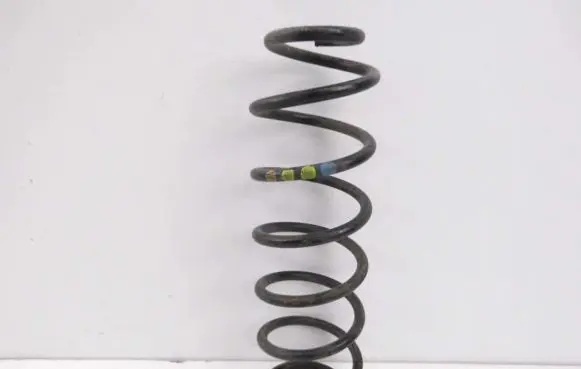Volkswagen Polo Rear coil spring