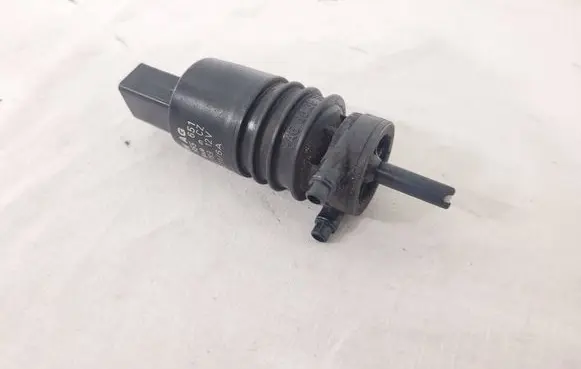 Volkswagen Golf V Windscreen/windshield washer pump 1K6955651 3122789 8116A