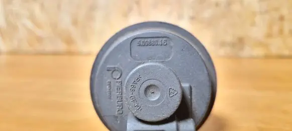 Mercedes-Benz E W210 Valve vacuum a1121410069
