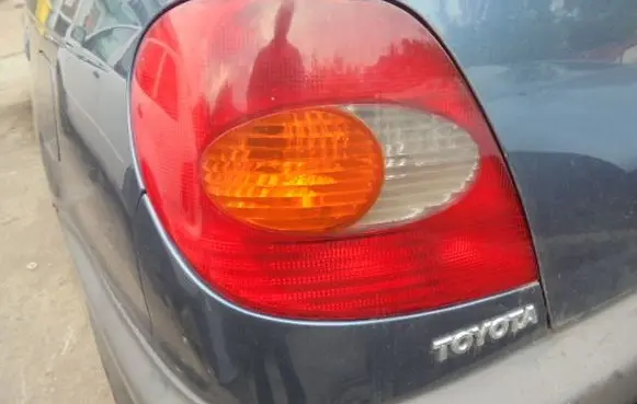 Toyota Avensis T220 Rear/tail lights