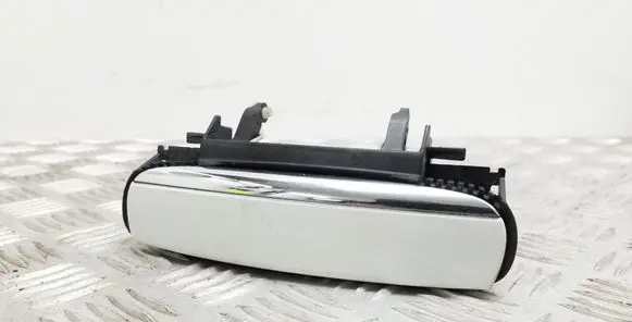 Audi A3 S3 A3 Sportback 8P Rear door exterior handle 4B0839885