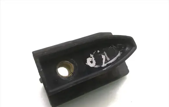 Mercedes-Benz S W220 Front bumper mounting bracket 2208800030