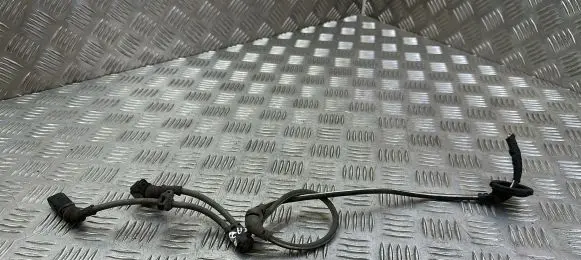 Volkswagen PASSAT B8 Front ABS sensor wiring 
