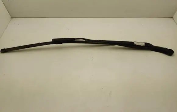 Ford Mustang VI Front wiper blade arm FR3B17C495AA