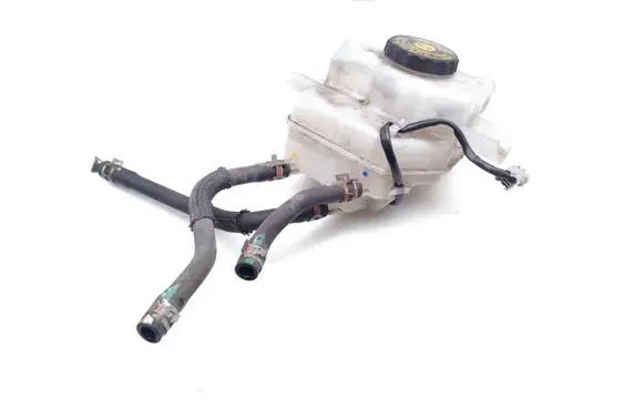 Toyota Auris E180 Brake fluid reservoir 