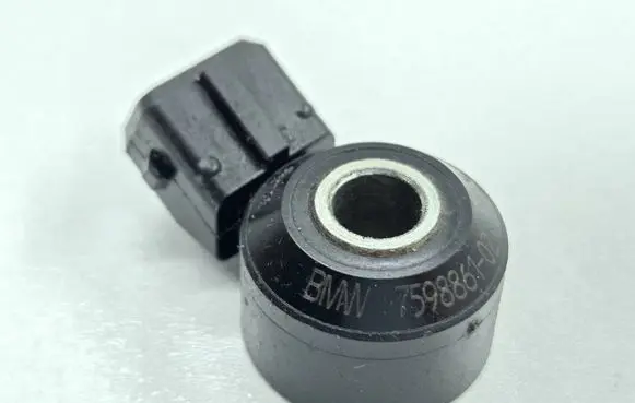 BMW M5 F90 Detonation knock sensor 7598861 13627598861