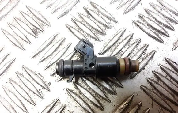 Honda CR-V Fuel injector bd04aas6