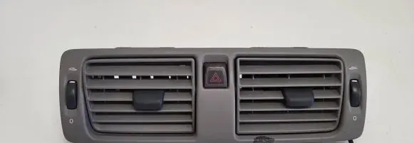Volvo V50 Dash center air vent grill 8651399 05W032