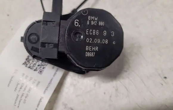 BMW 5 E60 E61 Air flap motor/actuator 6942990