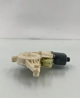 Mercedes-Benz E W212 Rear door window regulator motor 0130822504