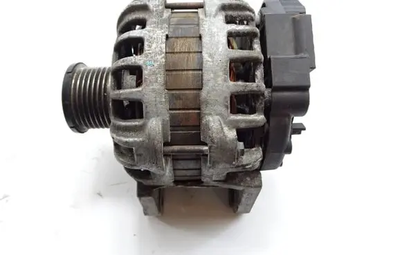 Renault Clio IV Generator/alternator 231008593R F000BL0410