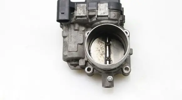 Volkswagen Golf V Throttle valve 03C133062D