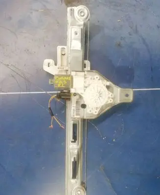 Jeep Compass Rear window lifting mechanism without motor 05074823AAD